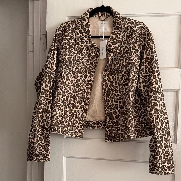 Cotton On Leopard Print Bomber Jacket in Brown and Black - Picture 5 of 8